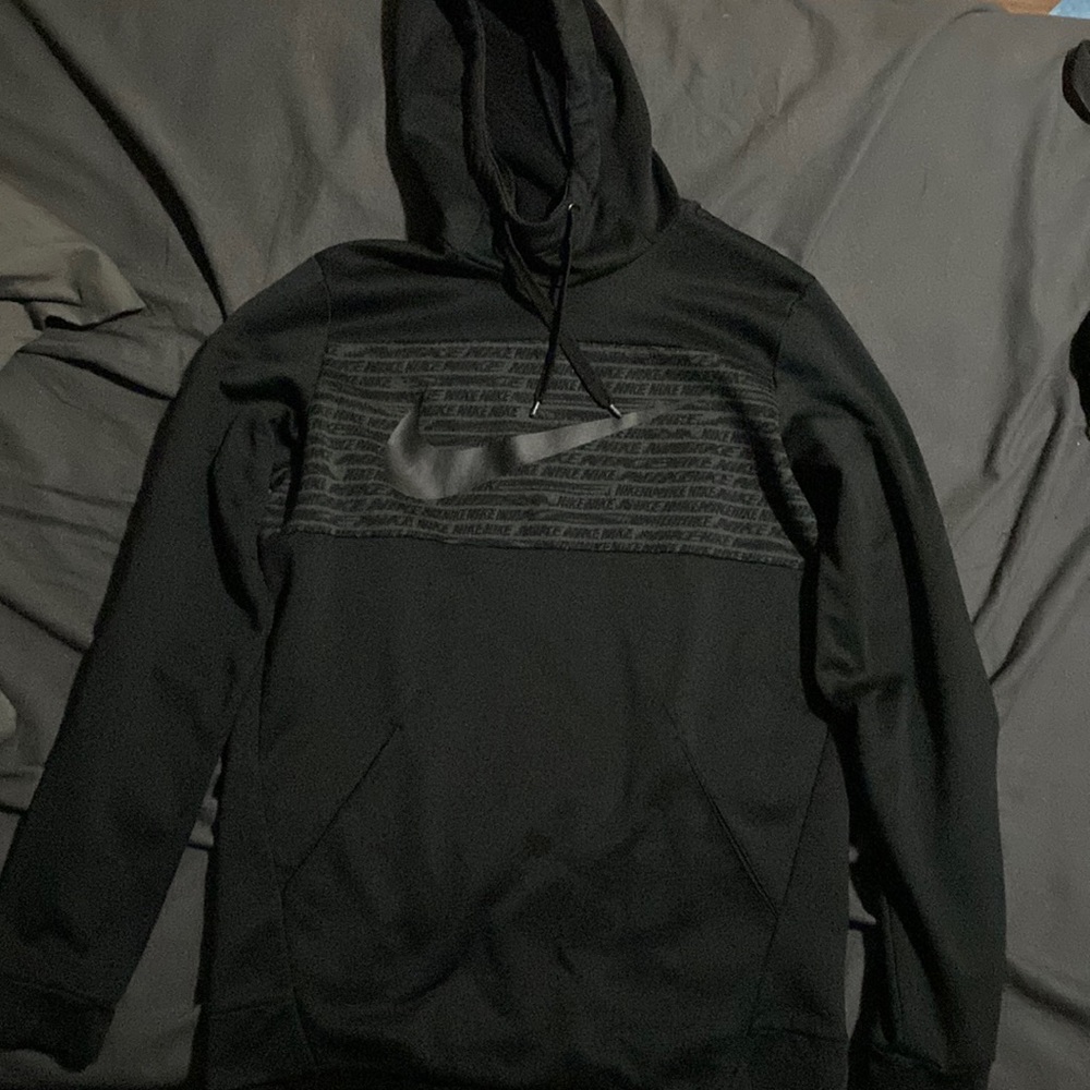 Black Nike Hoodie!